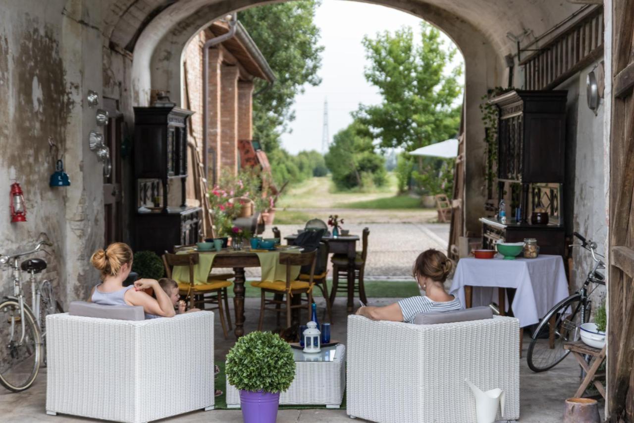 B&B Antica Cascina Boretto Exteriör bild