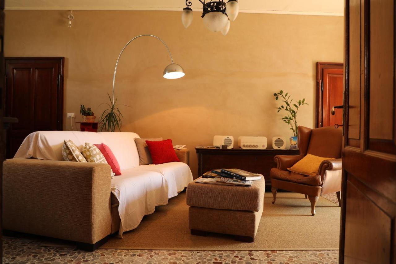 B&B Antica Cascina Boretto Exteriör bild